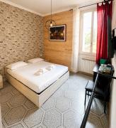 Montecitorio Boutique Room - Rome Historic Center