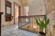 Top Senglea