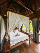 Escape To Paradise With Private Pool