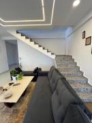 Top Trimbak