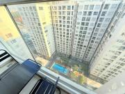Pool view at Sky Center 2br 2wc - 5 mins to airport