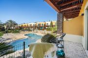 Relaxing Townhouse near Praia da Luz with Pool and Garden Oasis