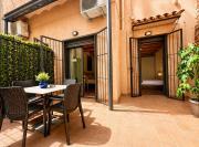 Flaugier Apartments (B2)