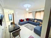 2BR Apartment - WiFi & Elevator Access- 3Min to Centre