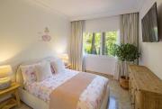 Laminar Luxury 4BR Apartment Marbella Pool & Parking