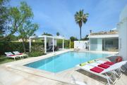 Villa Can Cristal by Villa Select