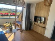 Apartament Niebieski Centrum Sarbinowo w budynku z restauracją, BASEN ZEWNĘTRZNY, PARKING W CENIE