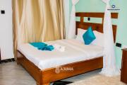 Top Busia