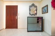 Premium Beach Location & Free Parking
