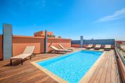Espace, elegance et vue imprenable avec piscine