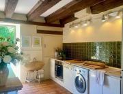 Rustic countryside cottage with pool in France