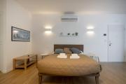San Francesco Modern Loft with Parking