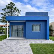 Casa com piscina perto das dunas e mar em Torres