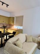 Deli Apartment