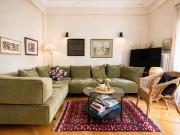 Authentic Artistic Home St George Square