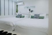Hongik Univ Station Yeonnam Cozy Stay Airport Railroad 2 Queen Beds