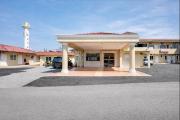 Bangi Lanai Hotel
