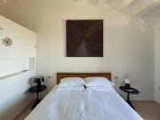 Top Noto