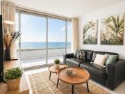 Apartment close to Monaco with panoramic sea view