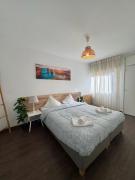 2BR Estoril Apartment Near Beach Cascais