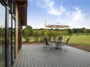 Oak Lodge