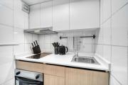 Holanda Urban Apartment 2BR steps to Costanera