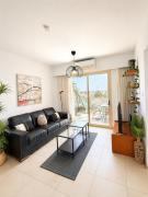 Stunning Sea View Resort Pools Spa Gym Balcony