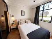 Modern De Waterkant Flat Near V&A Waterfront