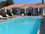 Maison avec piscine chauffée - 8 pers. - FR-1-878-5