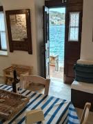 Io-Aurora SeaSide Villa