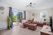 Top Colnbrook