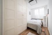 Metro Kondratowicza Stylish Apartment by BookingHost