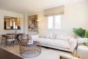 MARBELLA BANUS SUITES - Banús Playa Rocio, Brand New, Direct Access to the Beach, Terrace Direct Views of the Garden & Pool, 3-min Walk to Puerto Banús , Super Bright