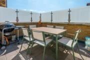 New! 1 Bed Flat near Central London with Terrace