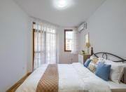 Spacious Arcadia