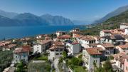 Frontline apartment Linda by GardaDoma