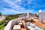 Top Casares