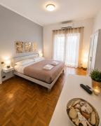 Top Naples