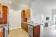 Top North Hollywood
