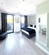 Top Ealing