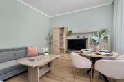 Modern Studio close to the Old Market Square and the Warta River by Noclegi Renters