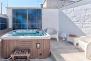 Pool & view