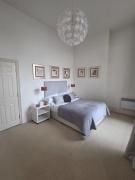 One Bedroom Luxury Regency Apartment