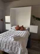 Studio apartment in zone 10, close to everything