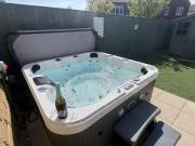 4 Bed in Whitby oc-89533