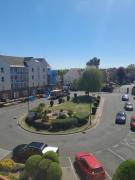 Top East Barnet