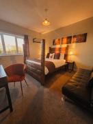 Top Oldham