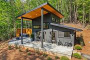 Top Dahlonega