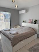 Modern 1BR Apt for 4 Cozy & Spacious