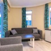 Side Meryam Suit Deluxe Hotel